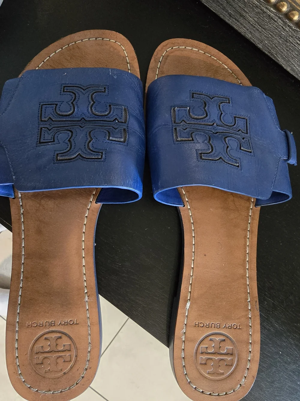 Tory Burch Women’s Melinda Slide Sandals Blue Leather Logo 10